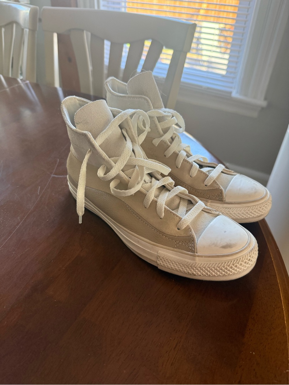 High top converse - vanilla latte edition